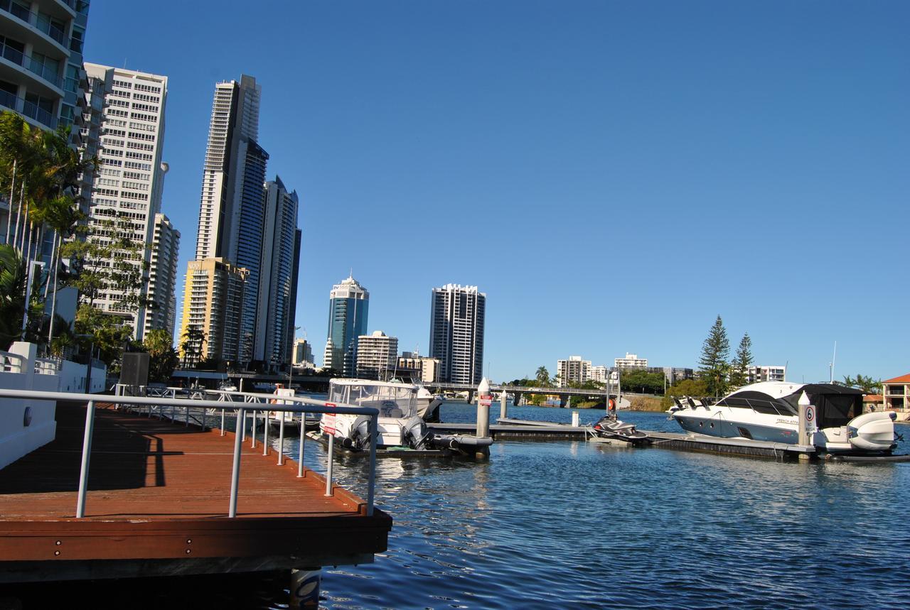 Budds Beach Apartments Surfers Paradise Exterior foto
